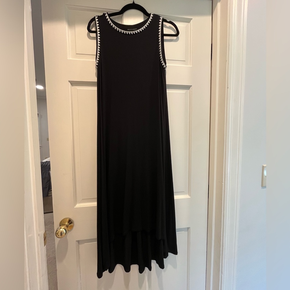 Vince Camuto Black Sleeveless High-Low Dress with White Trim